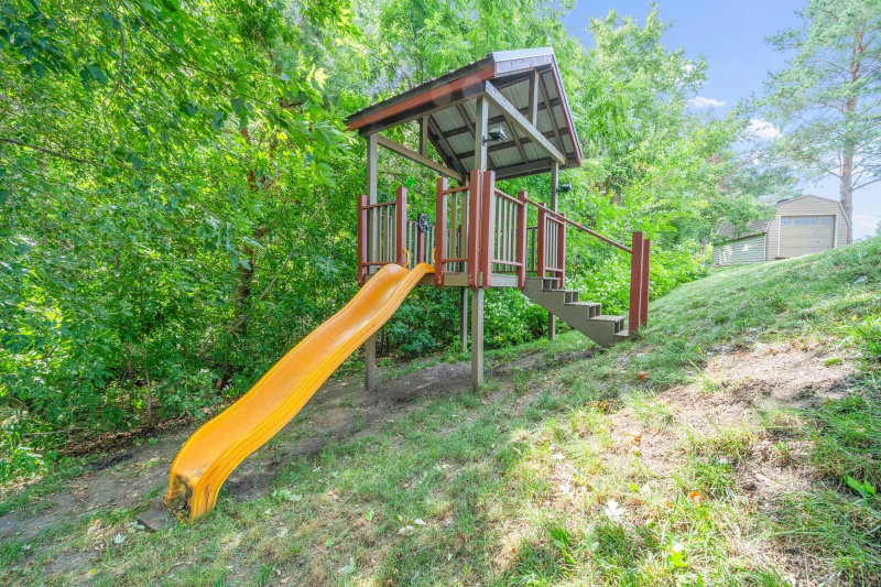 3123 Crestwood Drive NE - Photo 63