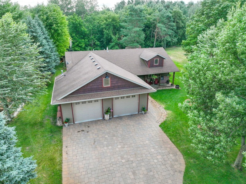 3123 Crestwood Drive NE - Photo 65