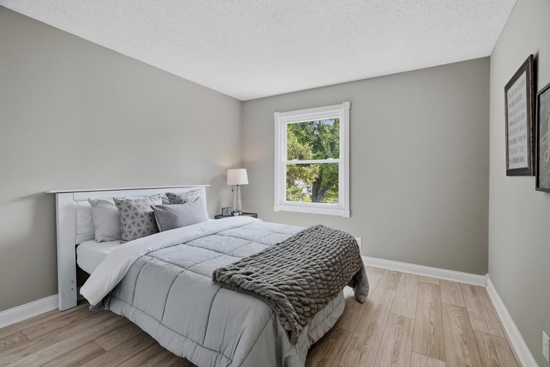 4980 Grenwich Trail N - Photo 14