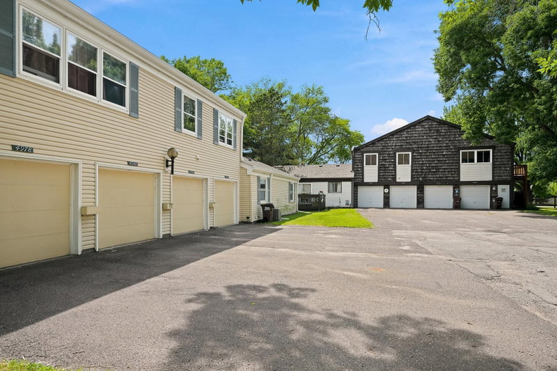 4980 Grenwich Trail N - Photo 26