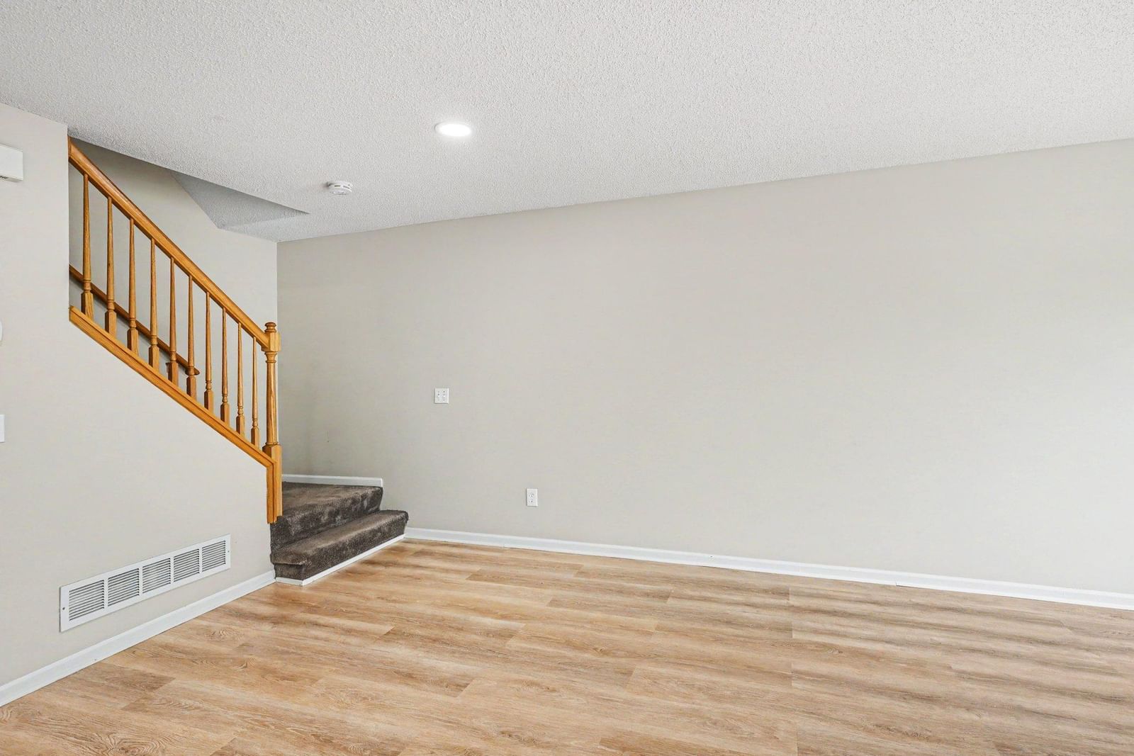 4300 Meghan Lane #302