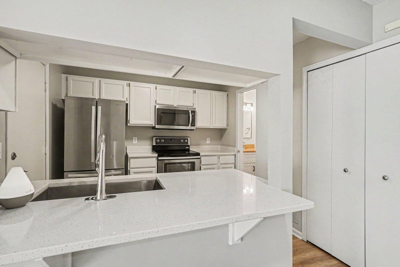 4300 Meghan Lane #302 - Photo 8