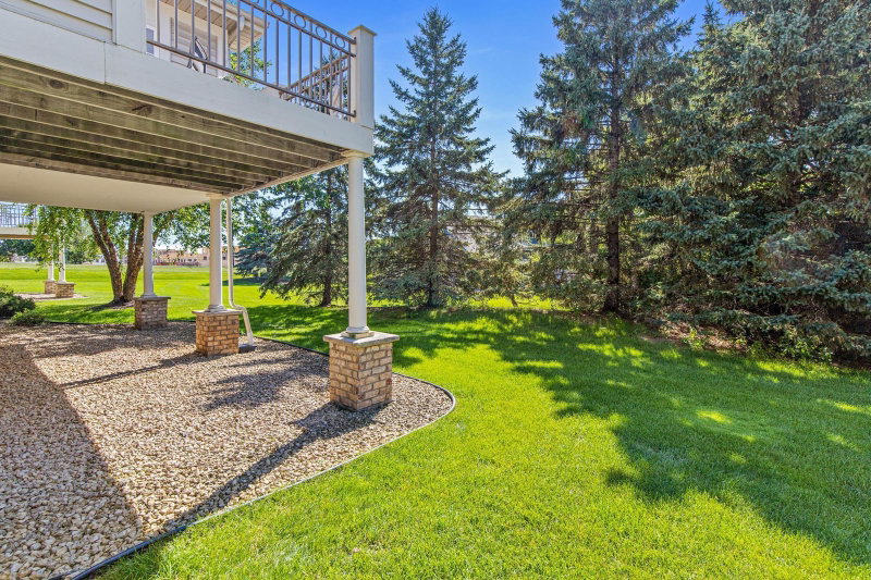 408 Holly Lane N - Photo 41