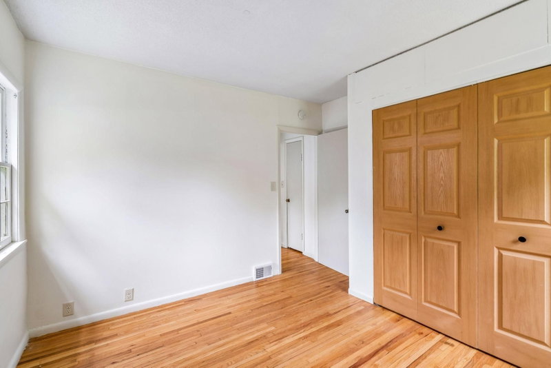 2417 Parkview Boulevard - Photo 16