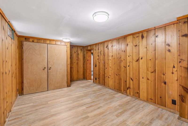 2417 Parkview Boulevard - Photo 18