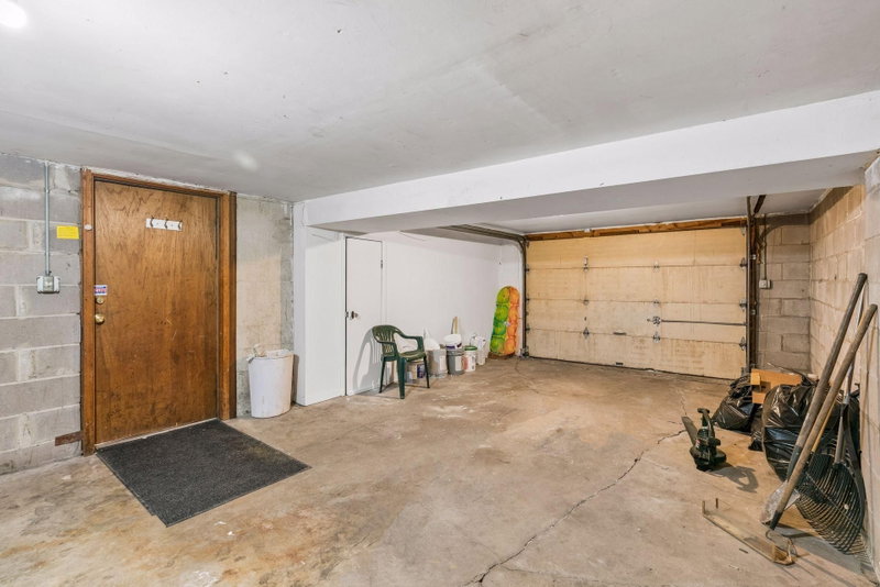 2417 Parkview Boulevard - Photo 19