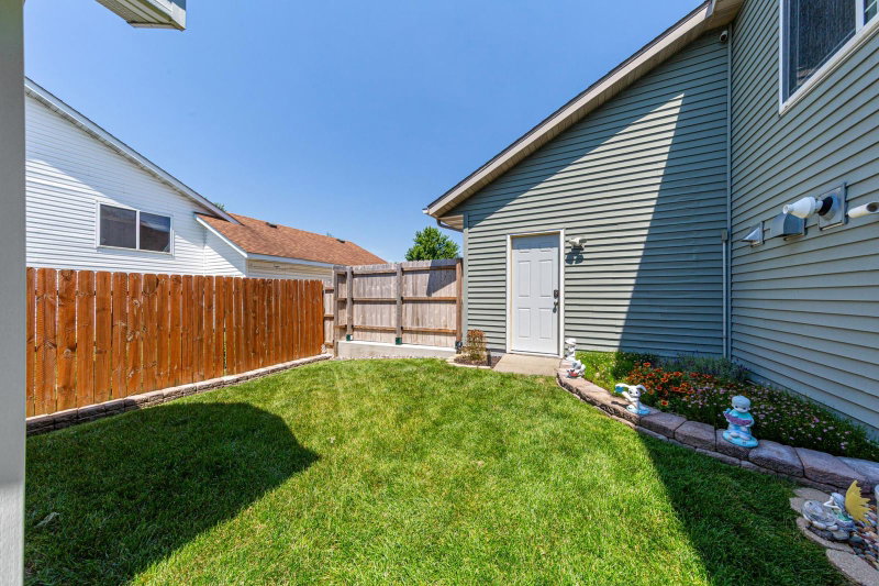 895 Lee Street NE - Photo 12