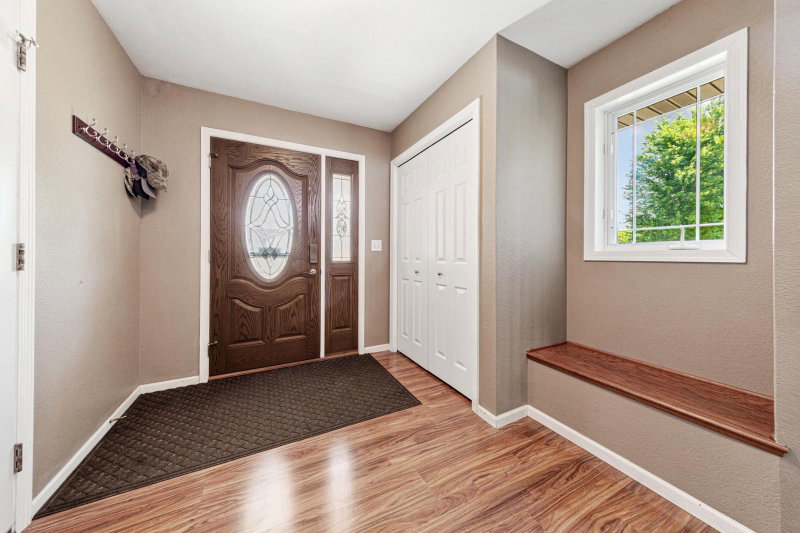 895 Lee Street NE - Photo 4