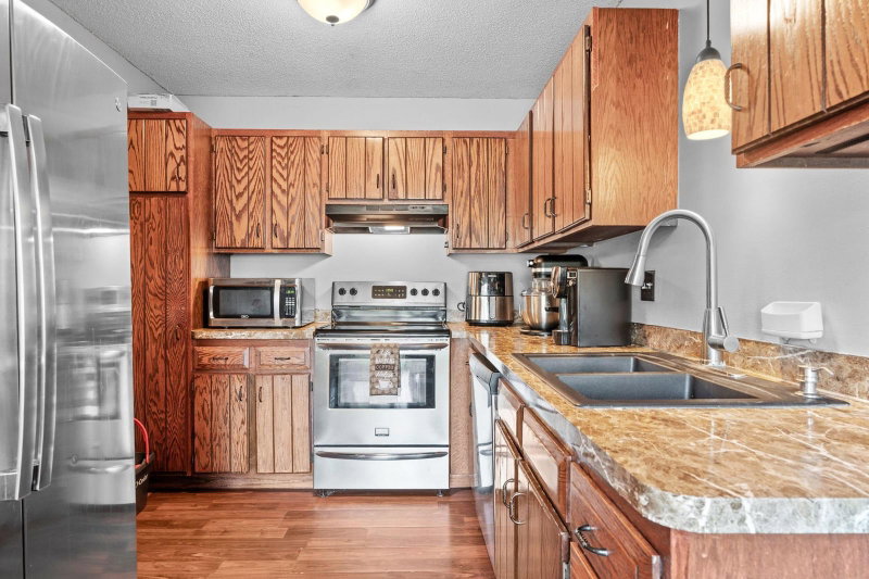 3716 Brookdale Circle N - Photo 13