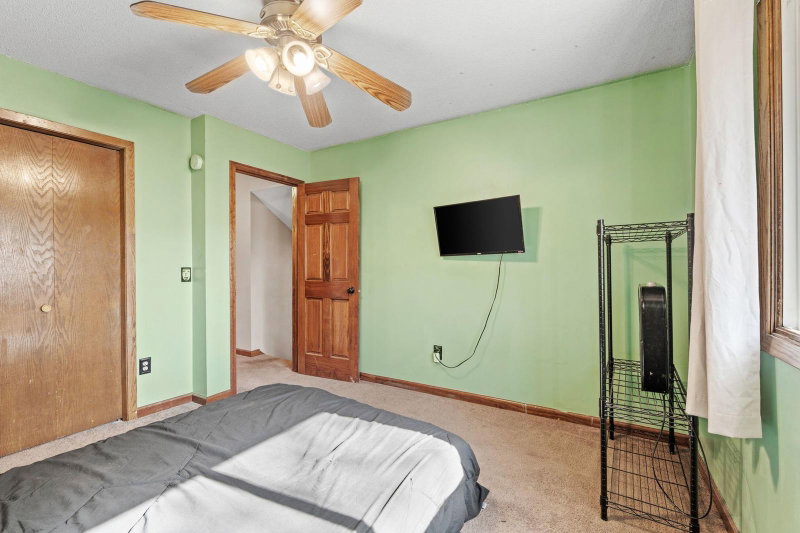 3716 Brookdale Circle N - Photo 17