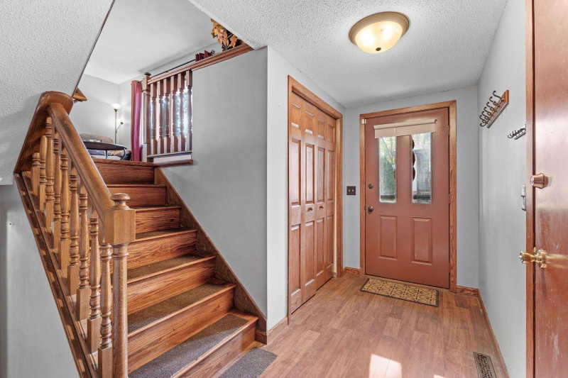 3716 Brookdale Circle N - Photo 7
