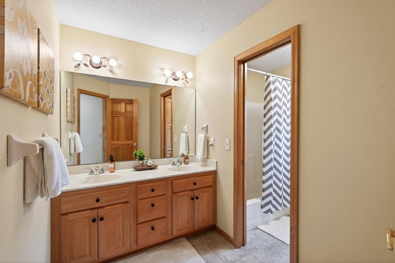 23245 Itasca Avenue N - Photo 32