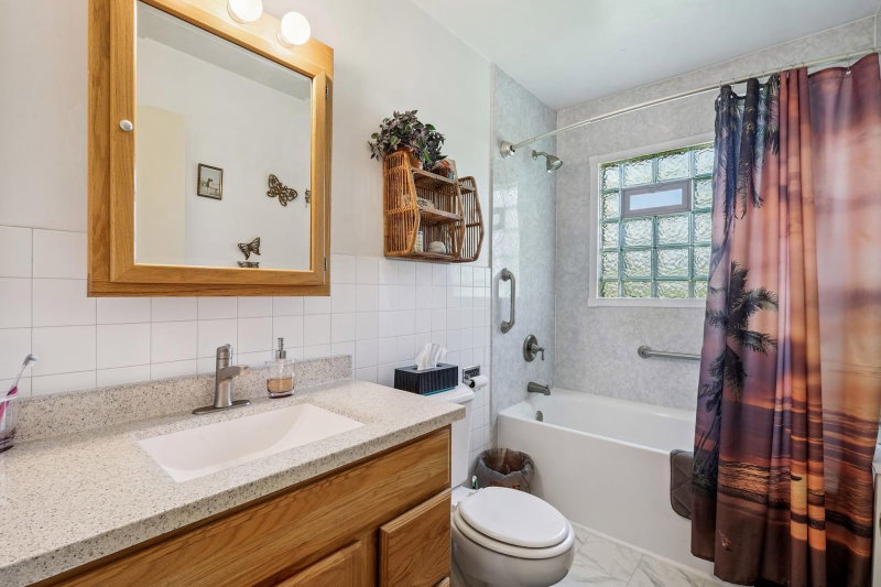 24981 Field Avenue - Photo 14