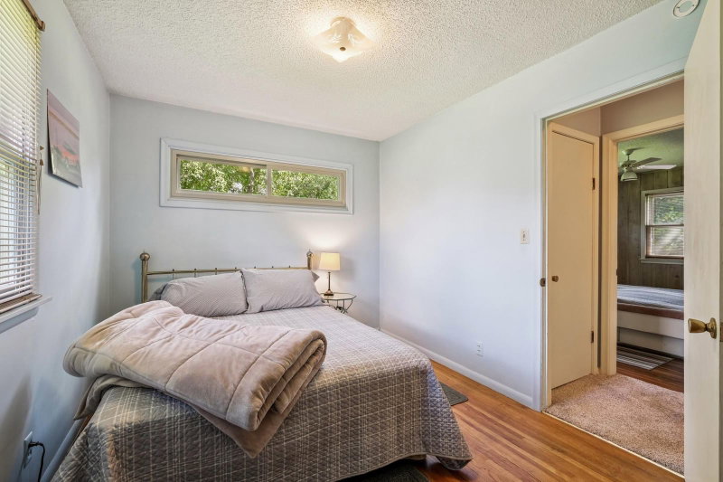 24981 Field Avenue - Photo 16