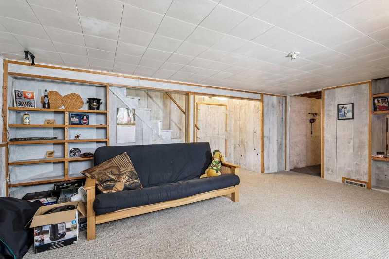 24981 Field Avenue - Photo 21
