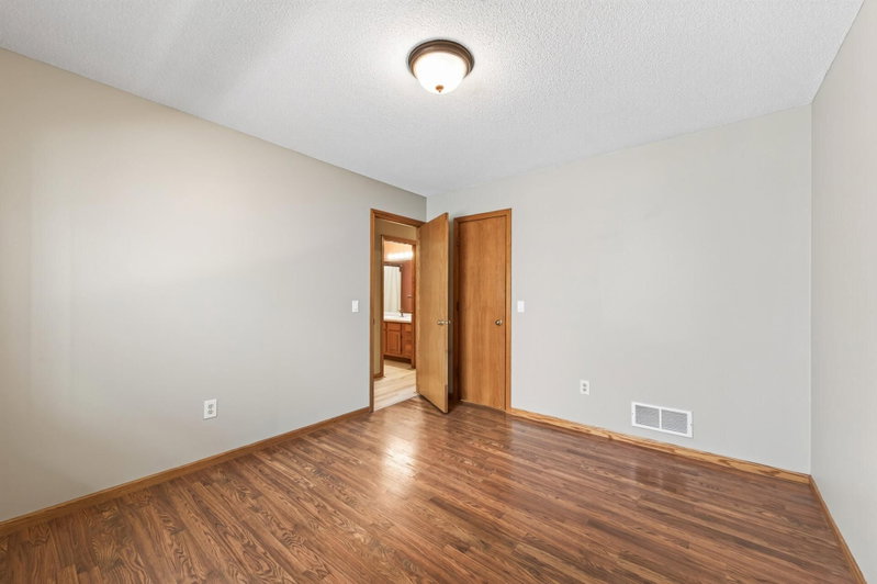 1819 9th Avenue SE - Photo 20