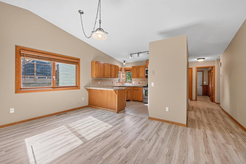 1819 9th Avenue SE - Photo 28