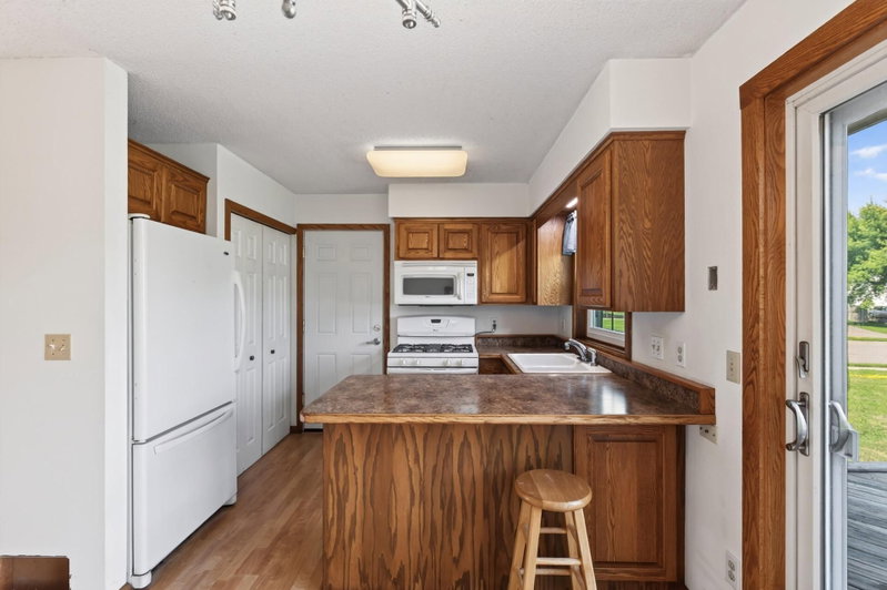 7430 170th Court W - Photo 10