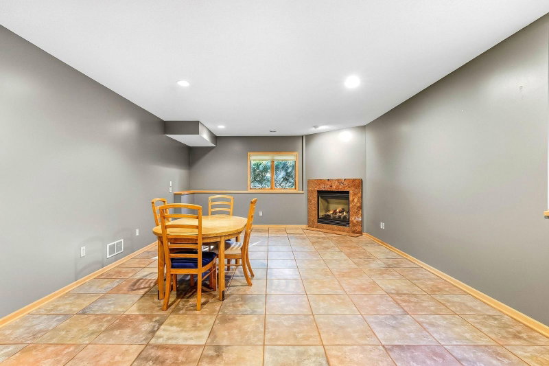 14802 Margaret Place - Photo 10