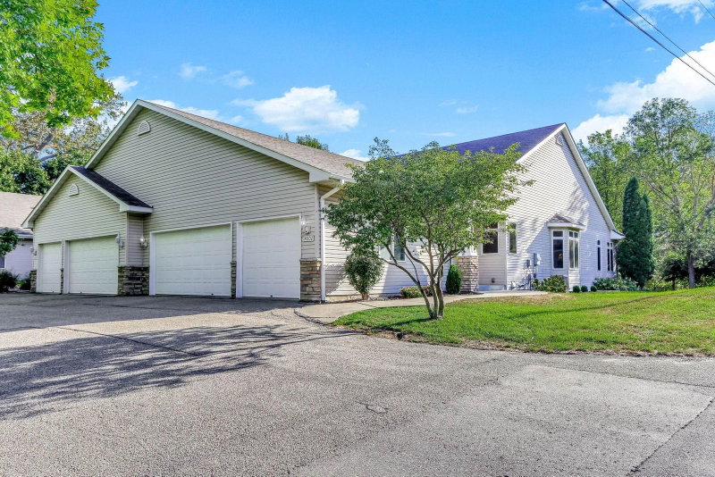 14802 Margaret Place - Photo 15