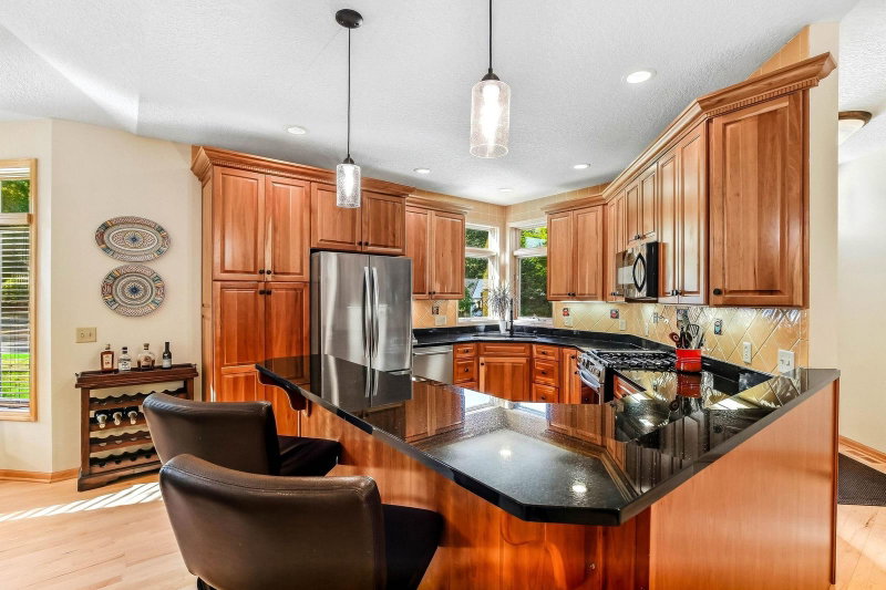 14802 Margaret Place - Photo 3