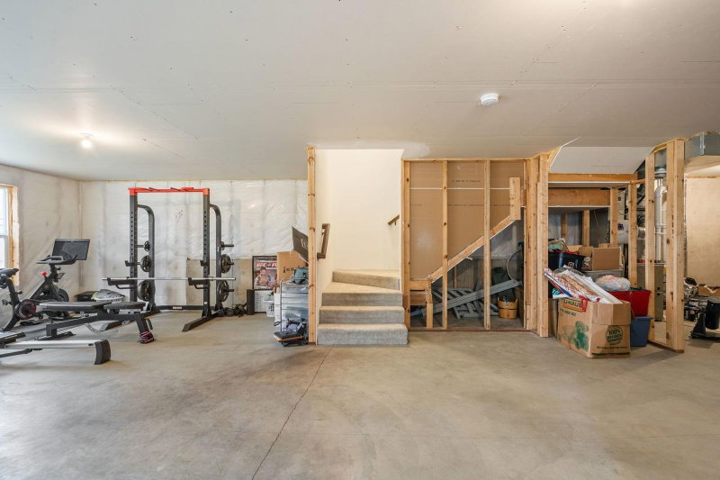 26561 8th Street - Photo 35