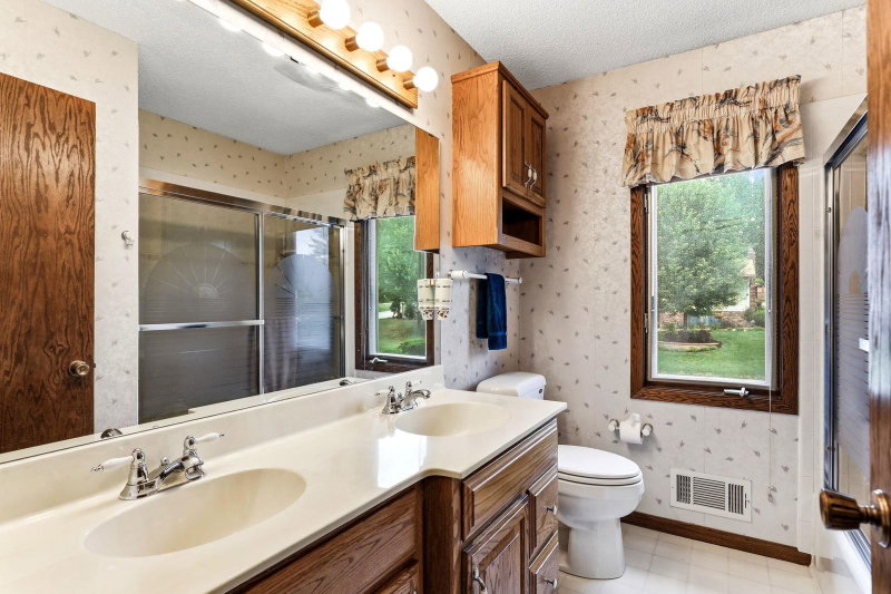 525 Lakewood Drive S - Photo 24