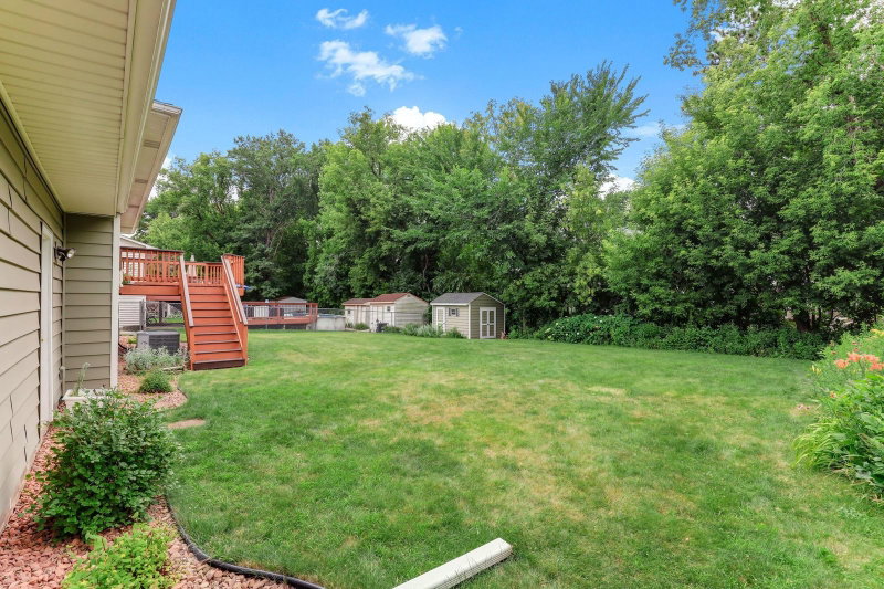 525 Lakewood Drive S - Photo 43