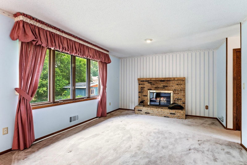 525 Lakewood Drive S - Photo 7