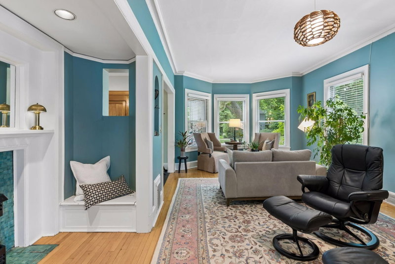 1818 Kenwood Parkway - Photo 21