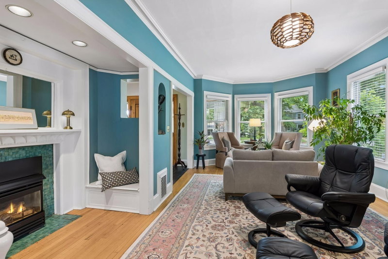 1818 Kenwood Parkway - Photo 22