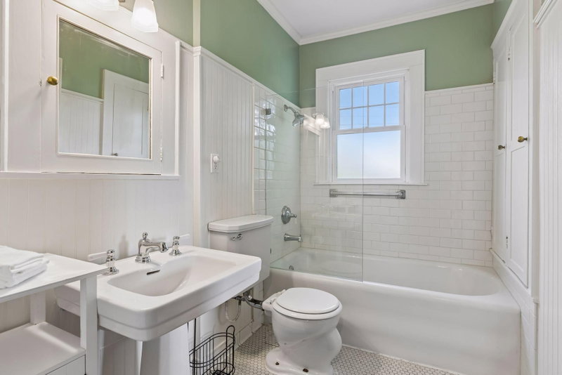 1818 Kenwood Parkway - Photo 41