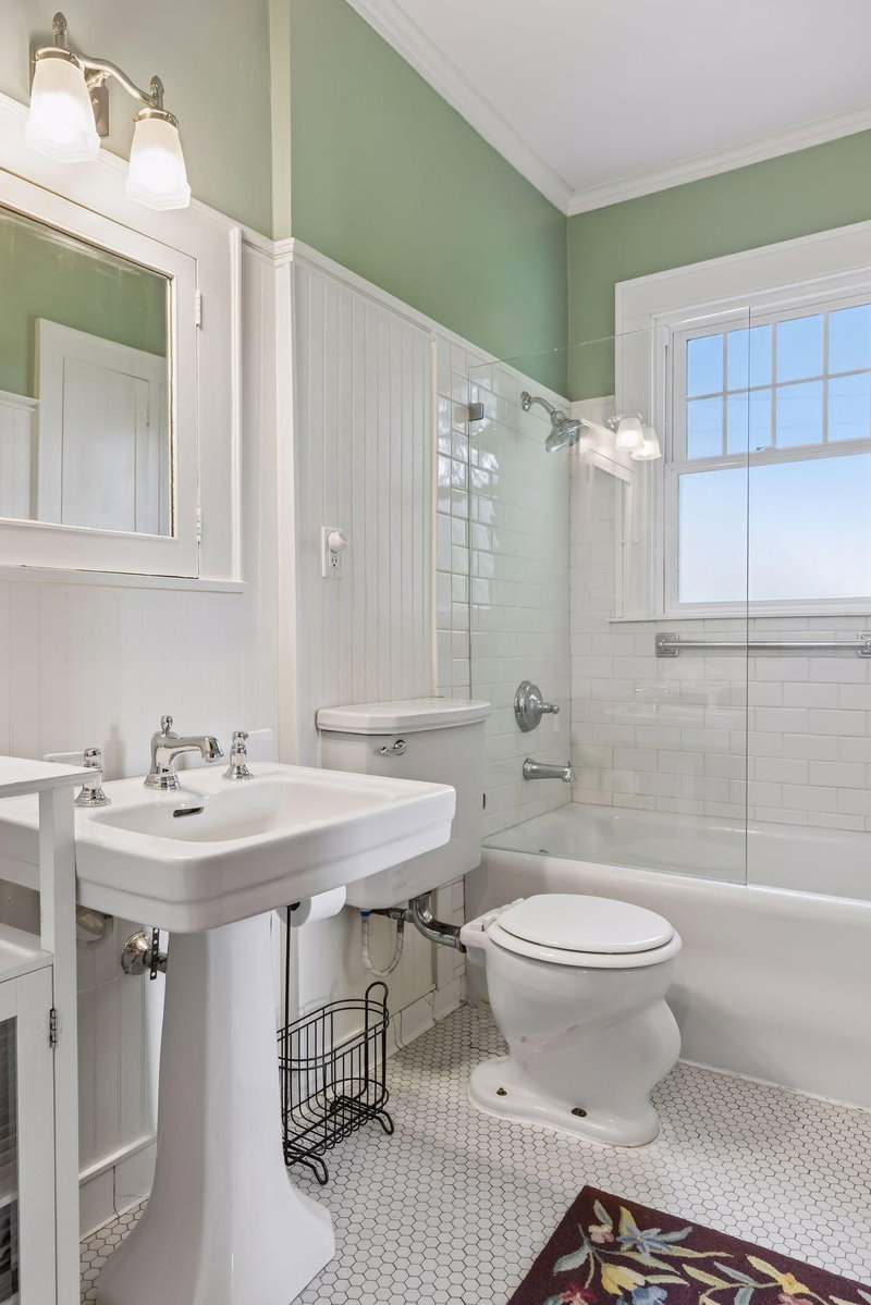 1818 Kenwood Parkway - Photo 42