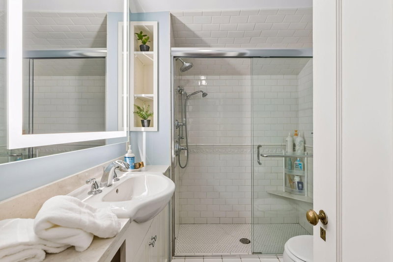1818 Kenwood Parkway - Photo 45