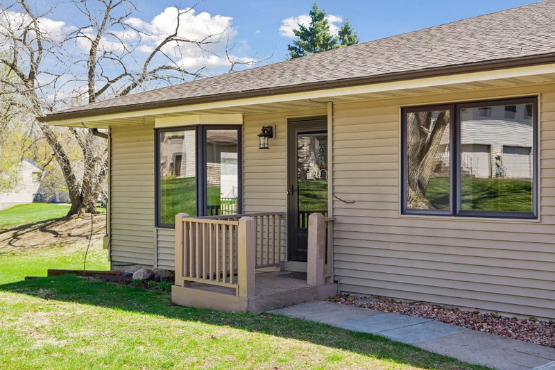 7730 Blaine Avenue - Photo 3