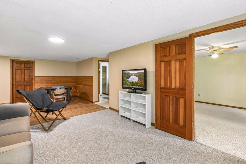 7730 Blaine Avenue - Photo 22