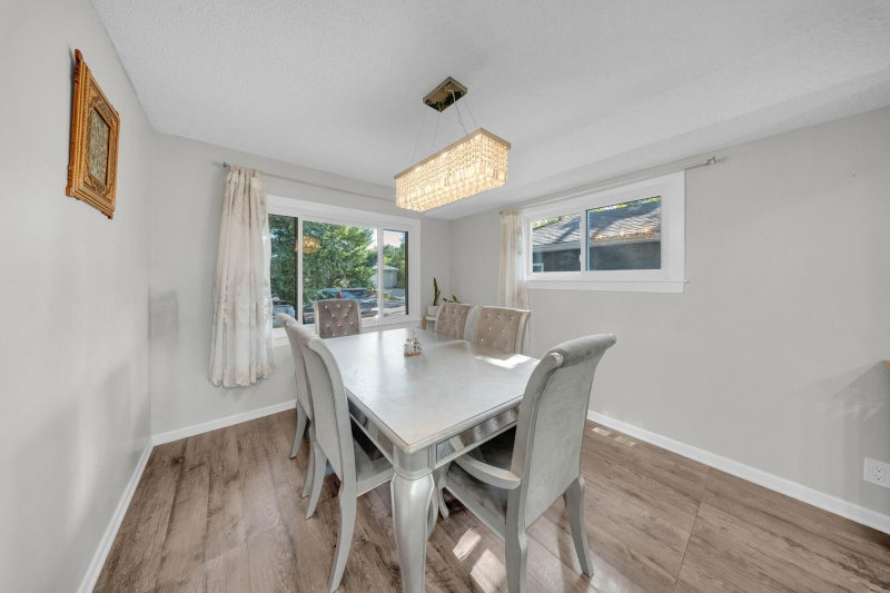 2765 Merrill Street - Photo 6
