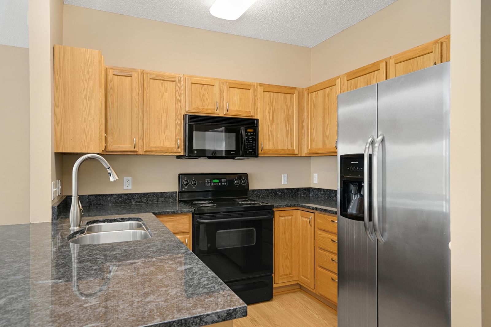 6833 Pine Crest Trl S TRL