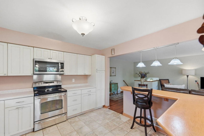 4636 Heritage Hills Drive - Photo 18