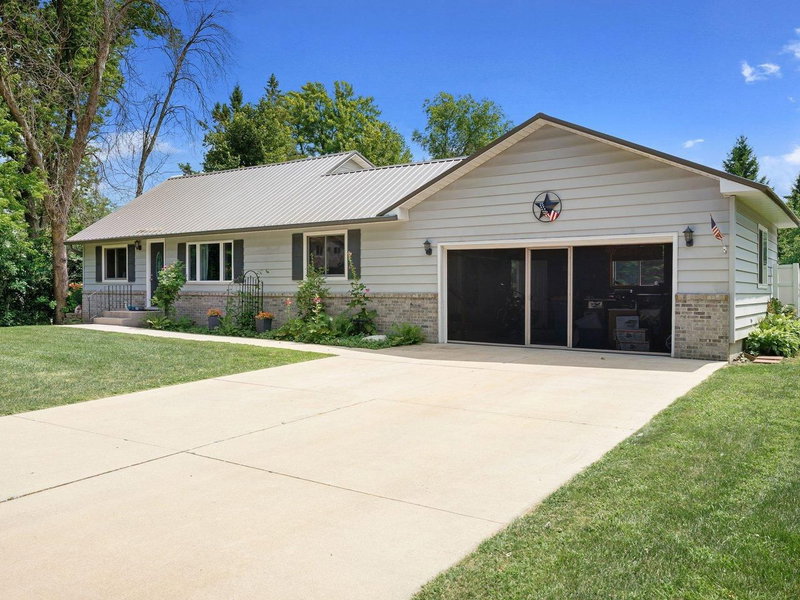 1429 Rice Lake Street
