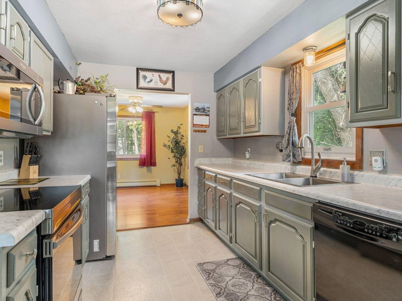 1429 Rice Lake Street - Photo 9