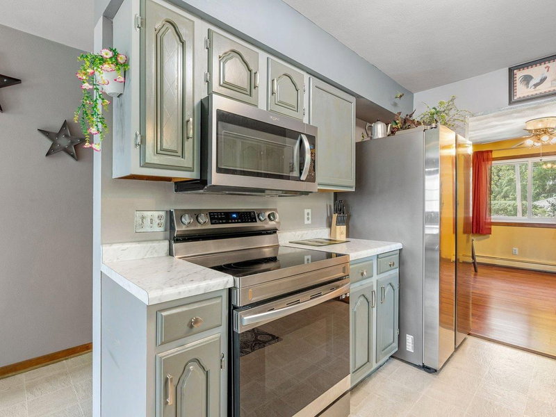 1429 Rice Lake Street - Photo 10