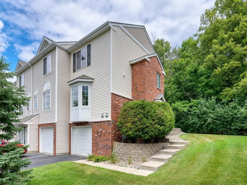 7775 Village Street - Photo 2