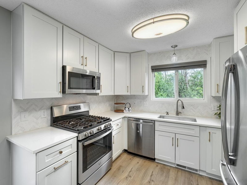 7775 Village Street - Photo 5