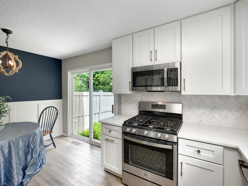 7775 Village Street - Photo 7