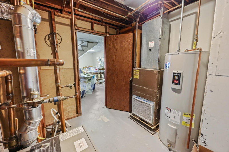 2146 15th Street NE - Photo 23