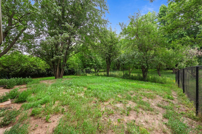 2146 15th Street NE - Photo 35