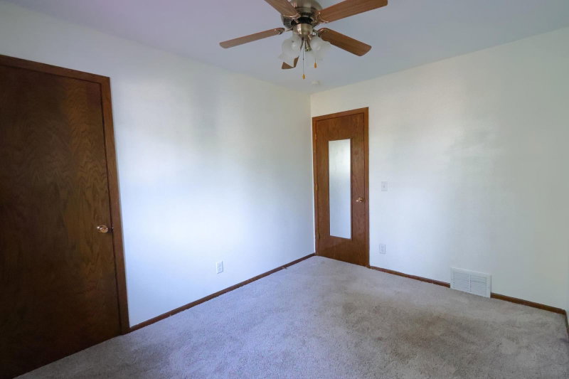 67 13th Avenue SW - Photo 7