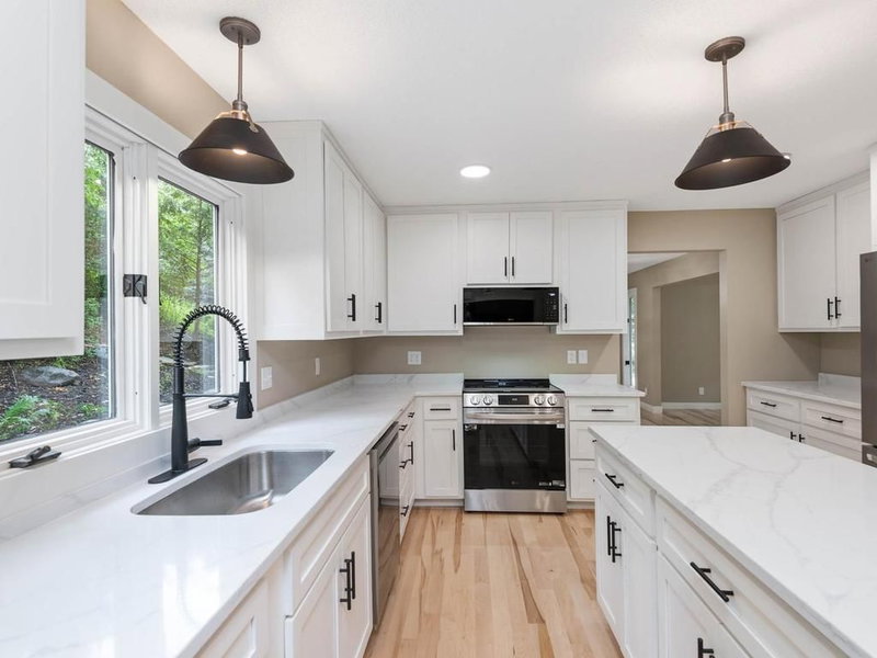 4816 Kingsdale Drive - Photo 13