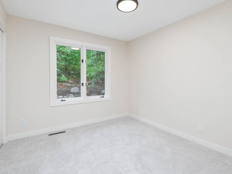 4816 Kingsdale Drive - Photo 32